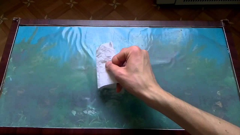 Как приклеить фон на заднюю стенку аквариума